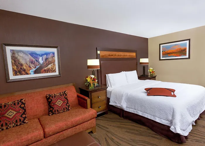 Hotel Hampton Hole