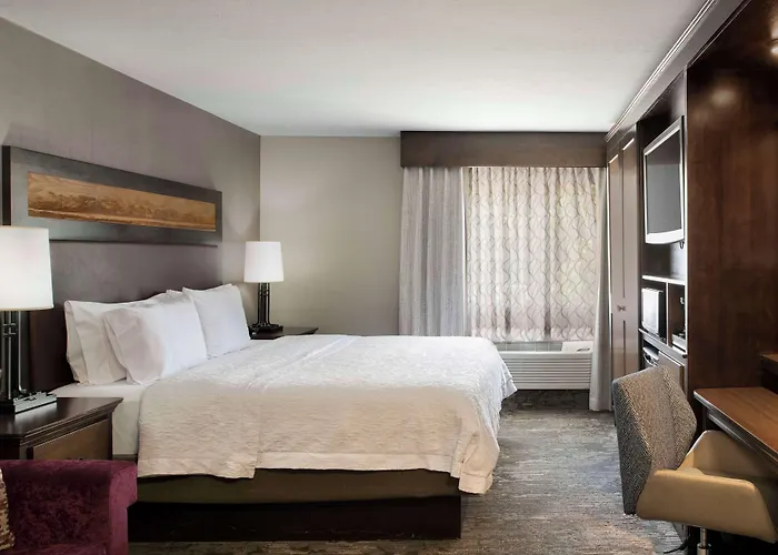 Hampton Hole Hotel