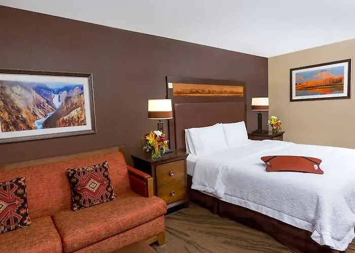 Hampton Hole Hotel 3*
